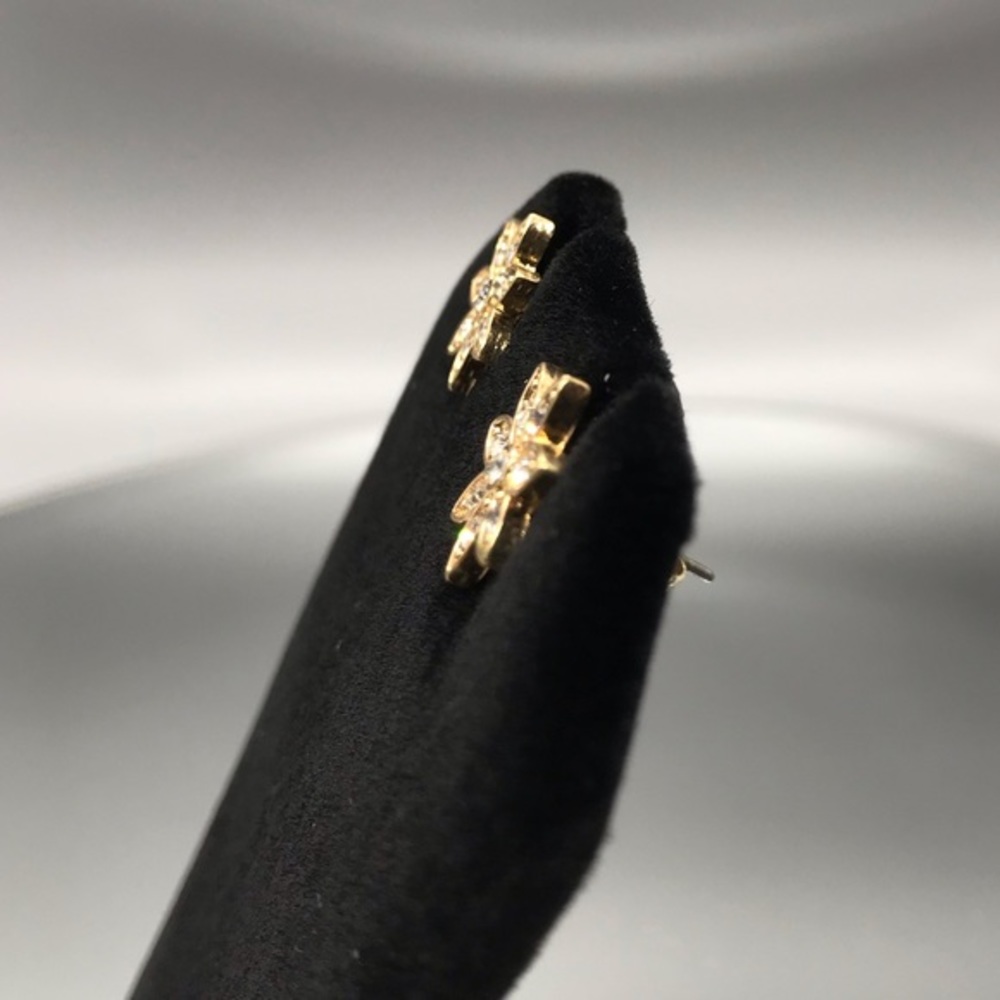 Gorgeous Dainty Gold Tone Flower Earrings, EUC - Picture 6 of 8